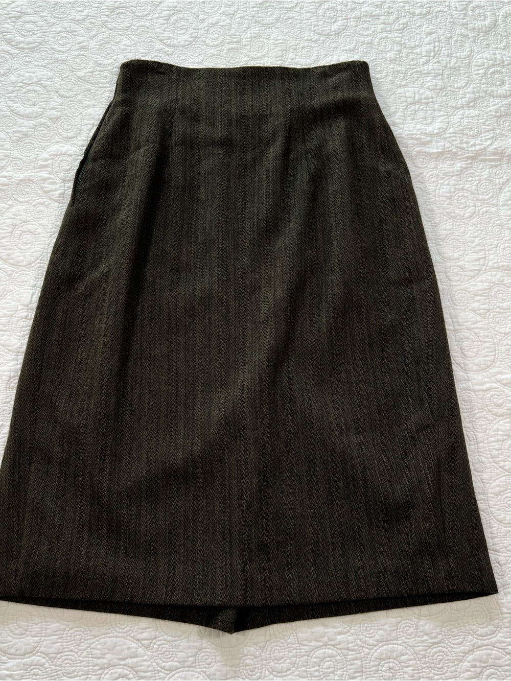 TG Mani by Giorgio Armani Wool Herringbone Tweed Midi Skirt Made Italy Sz 6 40